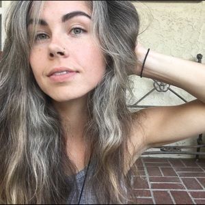 Meet your Posher, Jillian